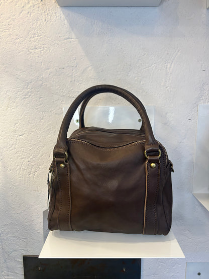 Bauletto in pelle con tracolla