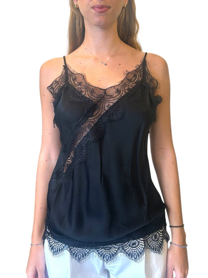 Top con spalline sottili e pizzo