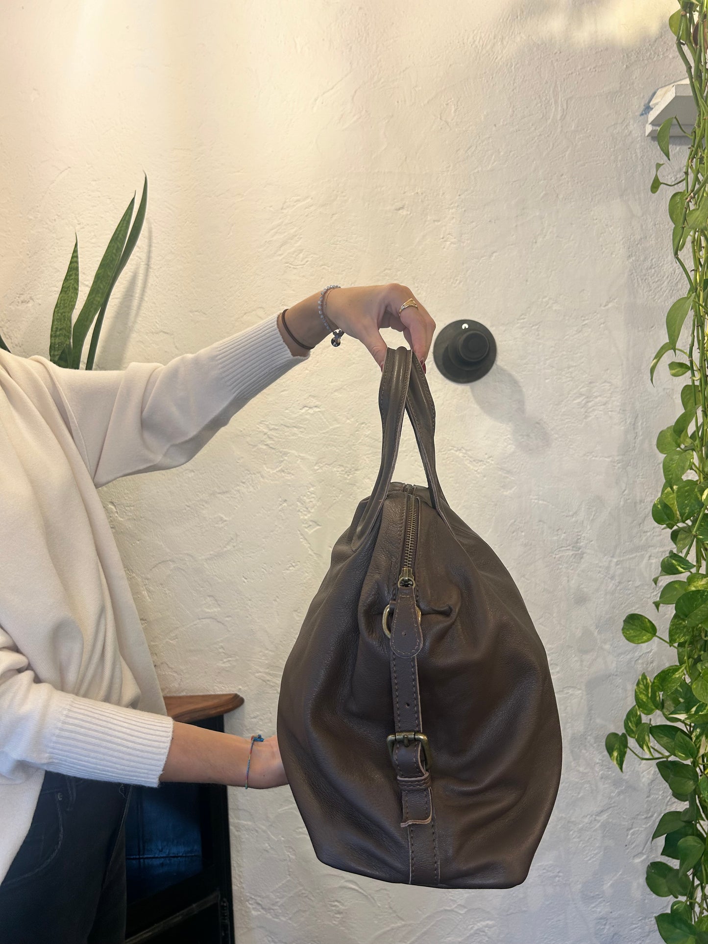 Borsa a mano in pelle morbida con tracolla